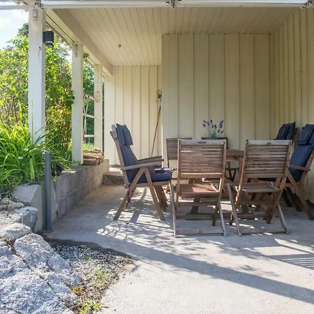 Sea View And Idyll In Charming Island *