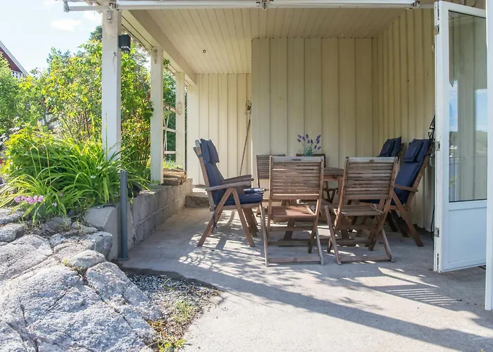Sea View And Idyll In Charming Island *